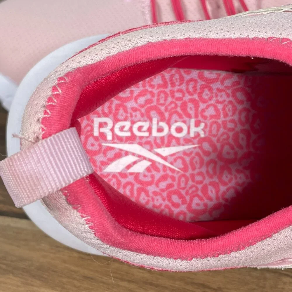 Reebok Youth Girls Size 6 Shoes Pink White Lightweight Slip On Trainers Sneakers